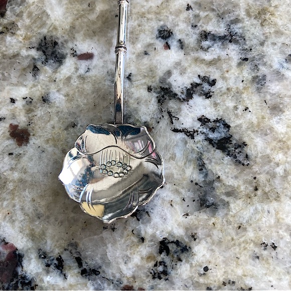 Antique Japanese Sterling Silver Demitasse Spoons, Set of 6 - Picture 7 of 16